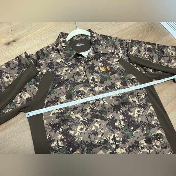 Medium Under Armour Long Sleeve Camo Hunting Shirt, Size Small Fits Loose Medium - Picture 9 of 10